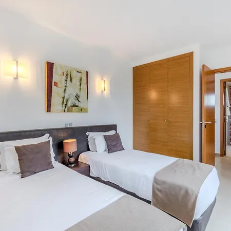 Casa Trilhos Do Sol, Your Retreat Near The Sea Apartment