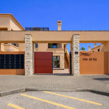 Apartment Casa Trilhos Do Sol, Your Retreat Near The Sea