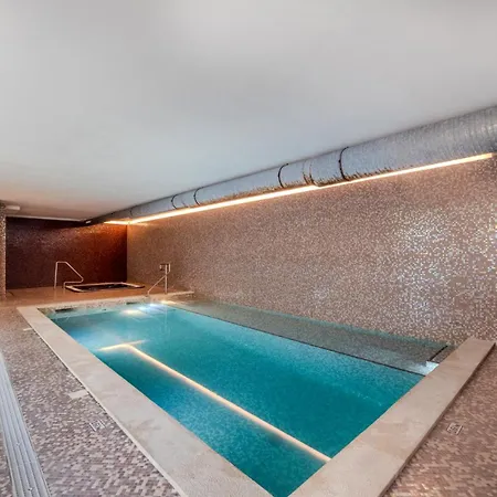 Casa Trilhos Do Sol, Your Retreat Near The Sea Lejlighed Luz