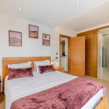 Casa Trilhos Do Sol, Your Retreat Near The Sea
